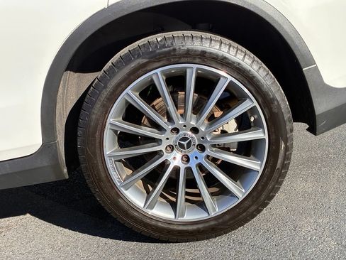Used 2019 Mercedes-Benz GLC 300 4MATIC image 61