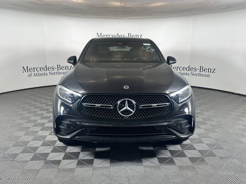 Used 2024 Mercedes-Benz GLC 300 4MATIC image 2