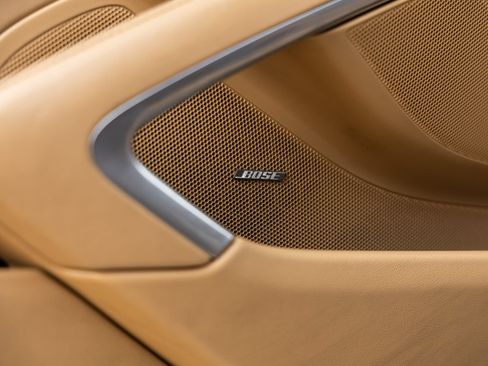 Used 2017 Porsche 911 Carrera RWD image 25