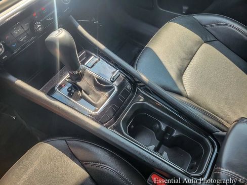 Certified 2022 Jeep Compass Limited AWD/4WD image 19