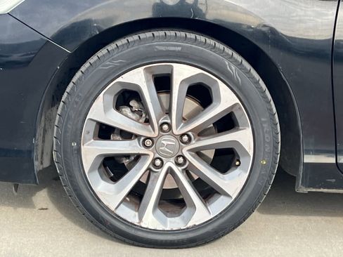 Used 2015 Honda Accord Sport image 23