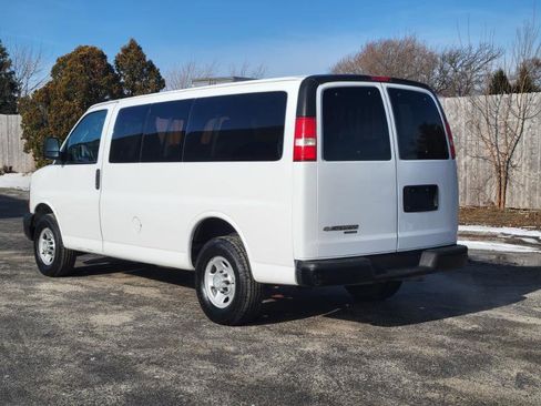 Used 2016 Chevrolet Express 2500 LS image 7