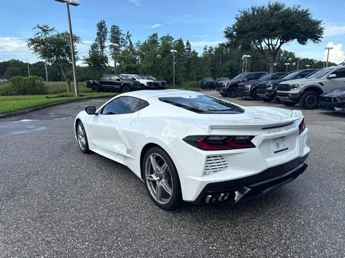 Used 2022 Chevrolet Corvette Stingray Preferred Cpe w/ Z51 Performance Package RWD image 4