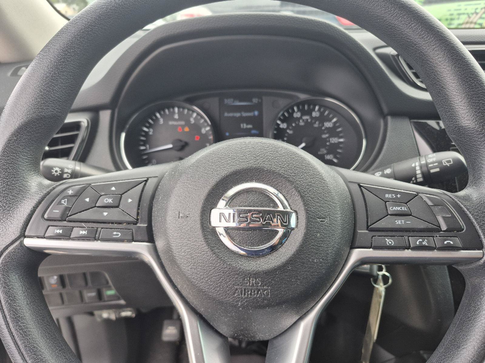 Used 2017 Nissan Rogue S FWD image 6