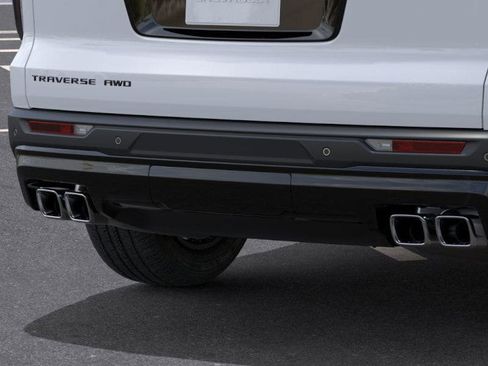 New 2026 Chevrolet Traverse LT image 14