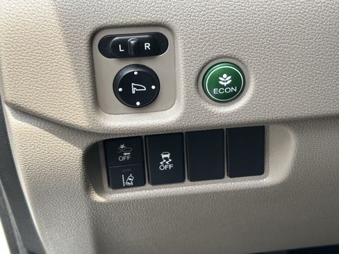 Used 2021 Honda Pilot EX image 20