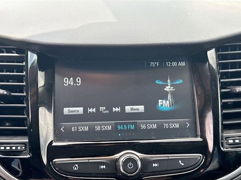 Used 2017 Chevrolet Trax LT w/ LT Convenience Package AWD/4WD image 14