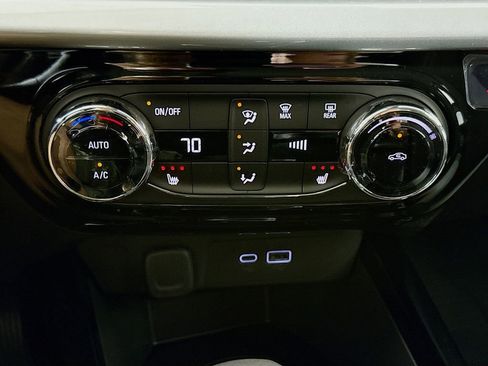 New 2026 Chevrolet Trax LT w/ Driver Confidence Package FWD image 15