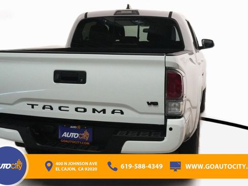 Used 2022 Toyota Tacoma TRD Sport image 10
