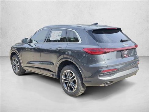 New 2025 Audi Q5 Premium image 7