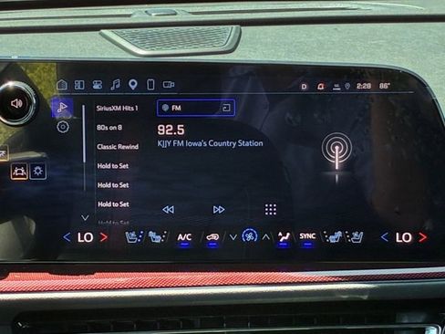 New 2026 Chevrolet Traverse RS AWD/4WD image 25