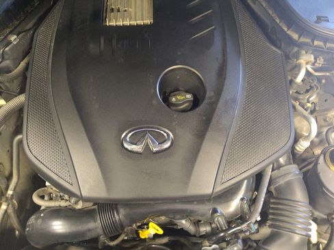 Used 2018 INFINITI Q50 Luxe RWD image 30