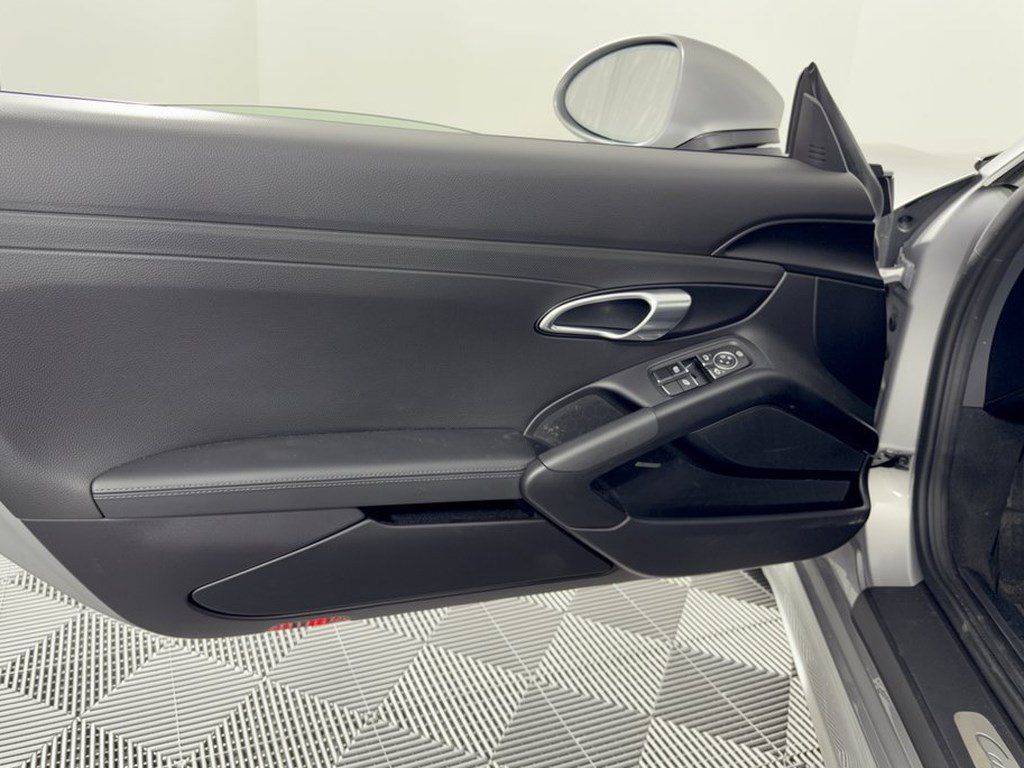 Certified 2021 Porsche 718 Cayman S RWD image 14