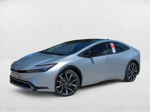 New 2026 Toyota Prius Plug-In Hybrid image 1