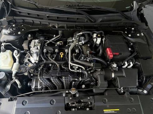 Used 2021 Nissan Altima 2.5 SL FWD image 25