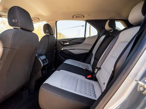 Certified 2023 Chevrolet Equinox LS w/ LS Convenience Package image 9