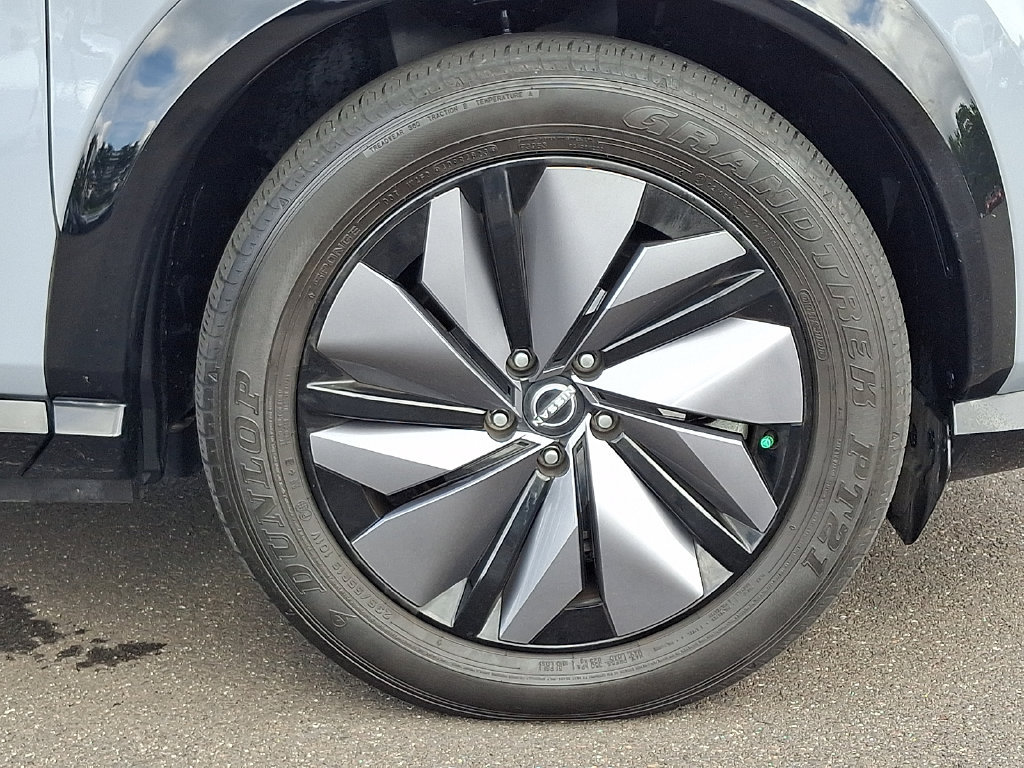 Certified 2024 Nissan Ariya AWD image 9