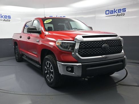 Used 2018 Toyota Tundra SR5 w/ TRD Off Road Package AWD/4WD image 3