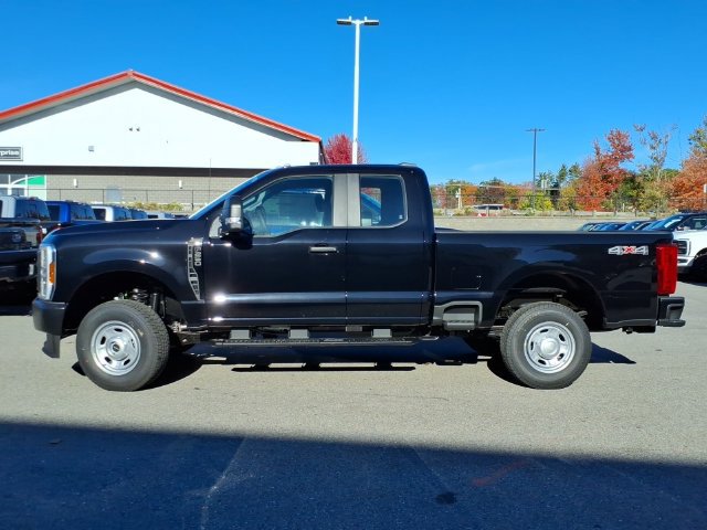 New 2027 Ford F250 XL w/ Snow Plow Prep Package AWD/4WD image 3