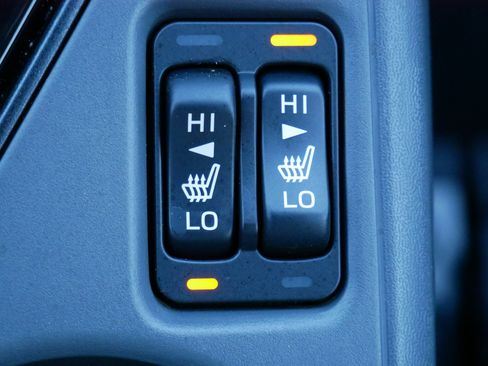 Used 2024 Subaru Crosstrek 2.5i Limited w/ Crosstrek Mirror Package image 30