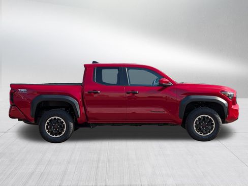 Used 2024 Toyota Tacoma TRD Off-Road AWD/4WD image 8