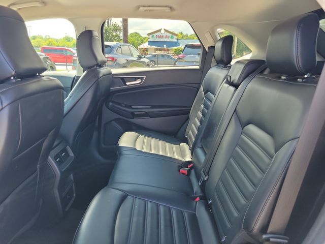 Used 2024 Ford Edge SEL AWD/4WD image 11