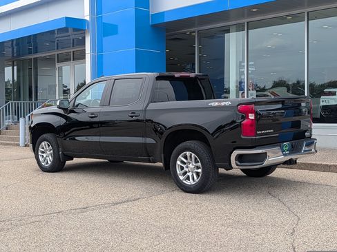 Certified 2024 Chevrolet Silverado 1500 LT w/ Protection Package AWD/4WD image 4