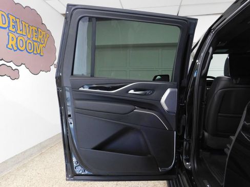 Used 2024 Cadillac Escalade ESV V w/ LPO, Floor Liner Package AWD/4WD image 78
