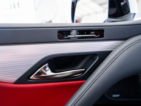 Used 2024 Lexus LX 600 F Sport image 33