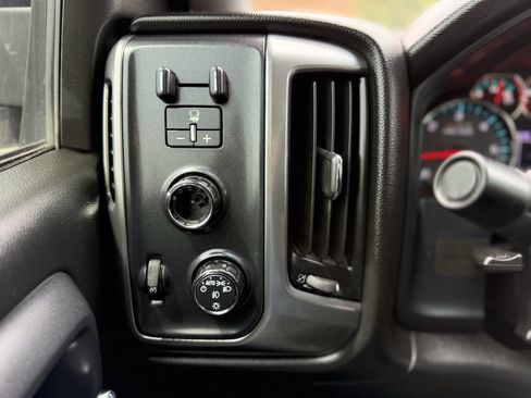 Used 2017 Chevrolet Silverado 1500 LT w/ True North Edition AWD/4WD image 19