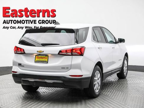Used 2022 Chevrolet Equinox LT image 5