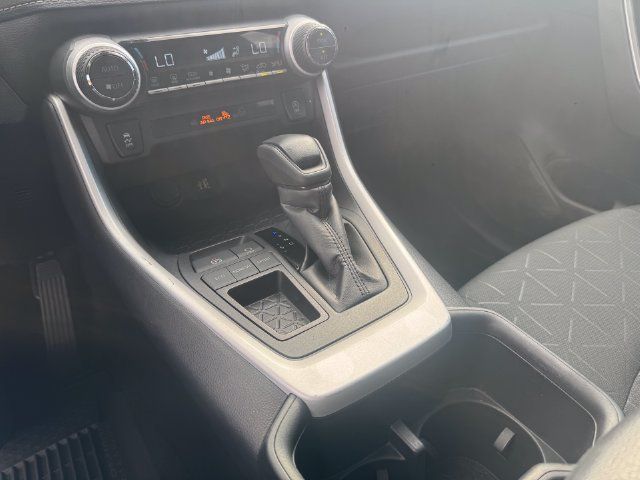 Used 2024 Toyota RAV4 XLE FWD image 18