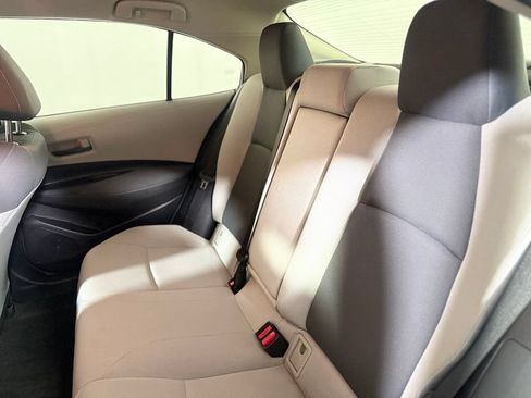 Used 2022 Toyota Corolla LE FWD image 24