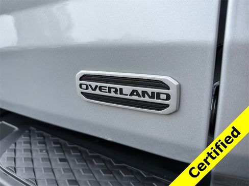 Certified 2022 Jeep Gladiator Overland w/ Popular Equipment Package image 16