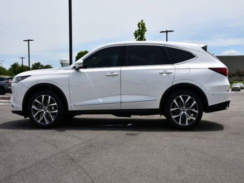 Certified 2023 Acura MDX SH-AWD w/ Technology Package image 4