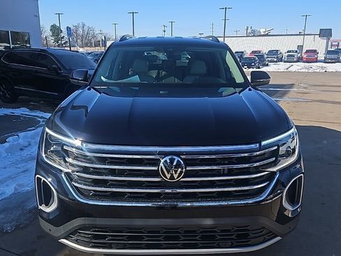 New 2026 Volkswagen Atlas SE AWD/4WD image 2