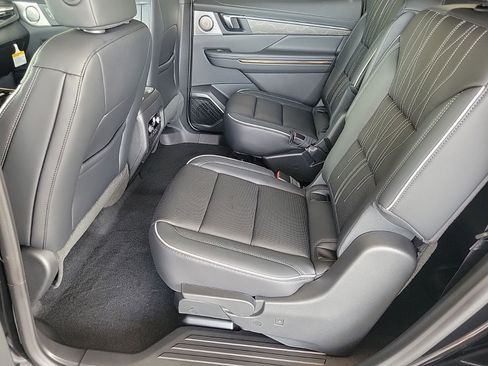 New 2026 Buick Enclave Avenir w/ Super Cruise Package FWD image 10