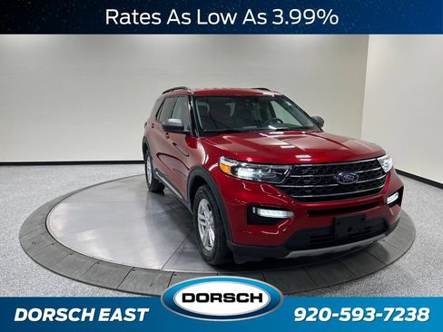Certified 2024 Ford Explorer XLT w/ Equipment Group 202A AWD/4WD image 4