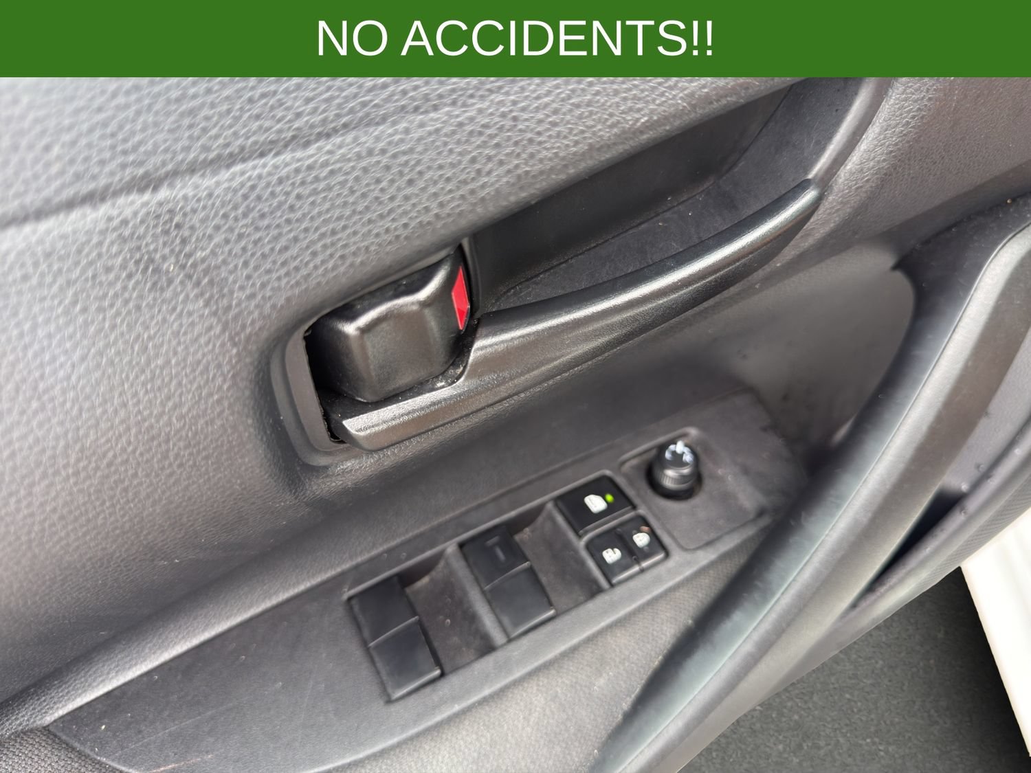 Used 2024 Toyota Corolla LE FWD image 27