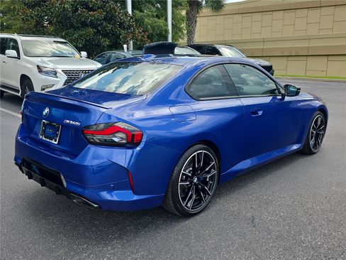 Used 2025 BMW M240i Coupe RWD image 3