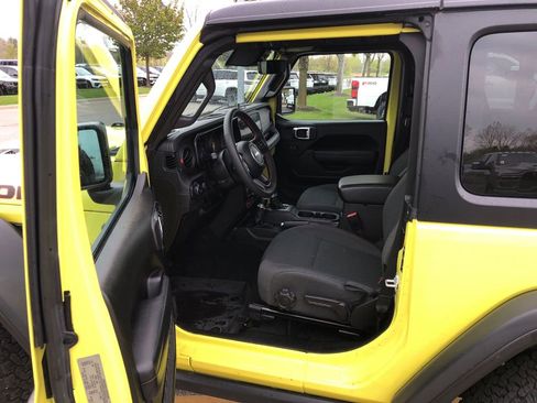 Certified 2024 Jeep Wrangler Rubicon w/ Technology Group AWD/4WD image 20