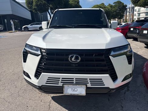 Certified 2026 Lexus GX 550 w/ Accessory Package (ZB) AWD/4WD image 8