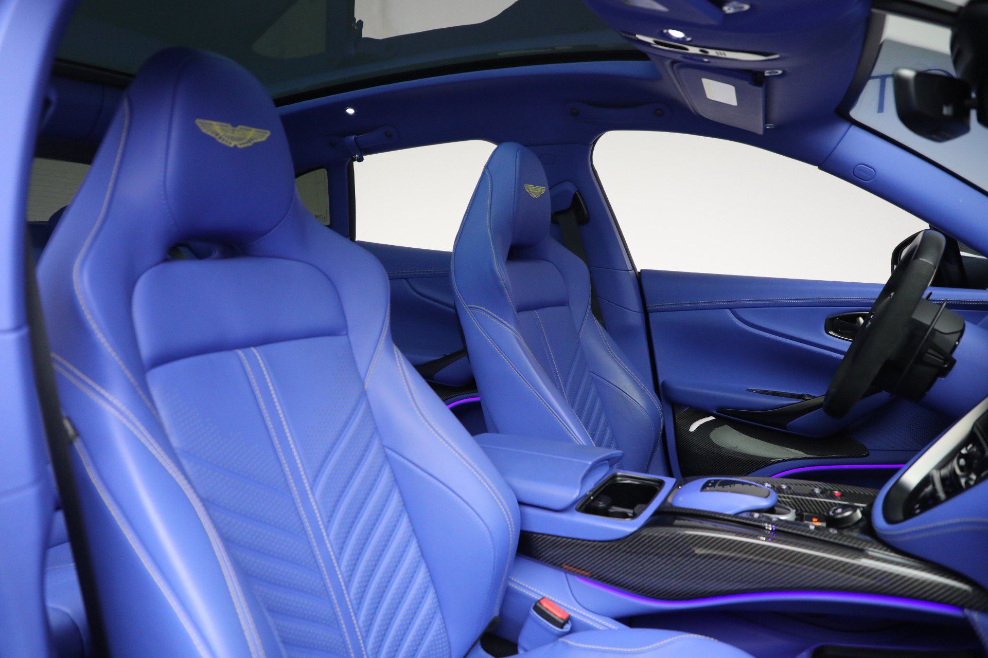 Used 2024 Aston Martin DBX 707 AWD/4WD image 21