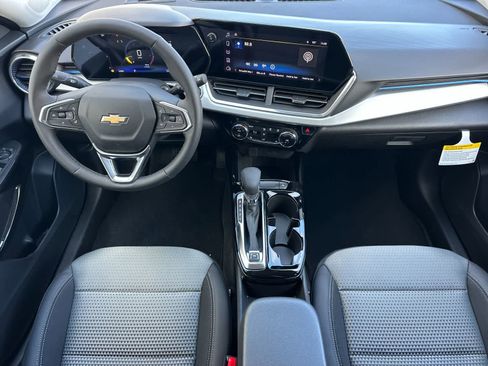 New 2026 Chevrolet Trax LT w/ Driver Confidence Package image 3