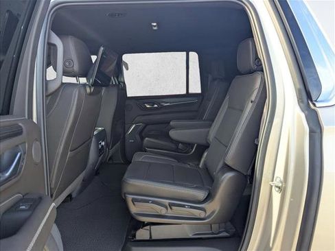 Used 2023 GMC Yukon XL Denali w/ Max Trailering Package AWD/4WD image 17