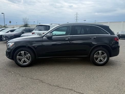 Certified 2022 Mercedes-Benz GLC 300 image 2