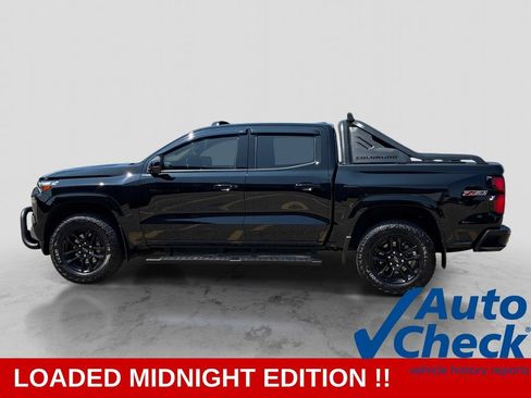 Used 2025 Chevrolet Colorado Z71 w/ Midnight Edition AWD/4WD image 4