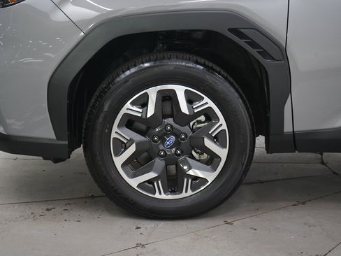 Certified 2026 Subaru Forester Premium AWD/4WD image 30