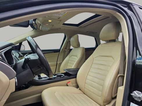 Used 2013 Ford Fusion SE FWD image 21
