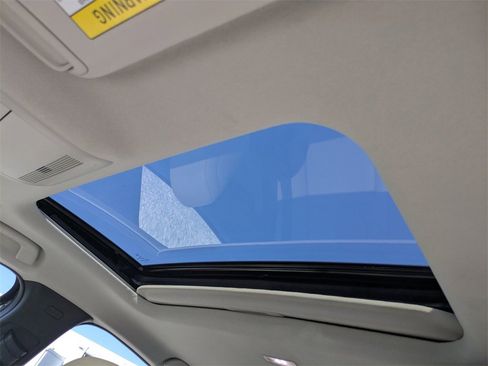 Used 2025 MAZDA MAZDA3 s image 19